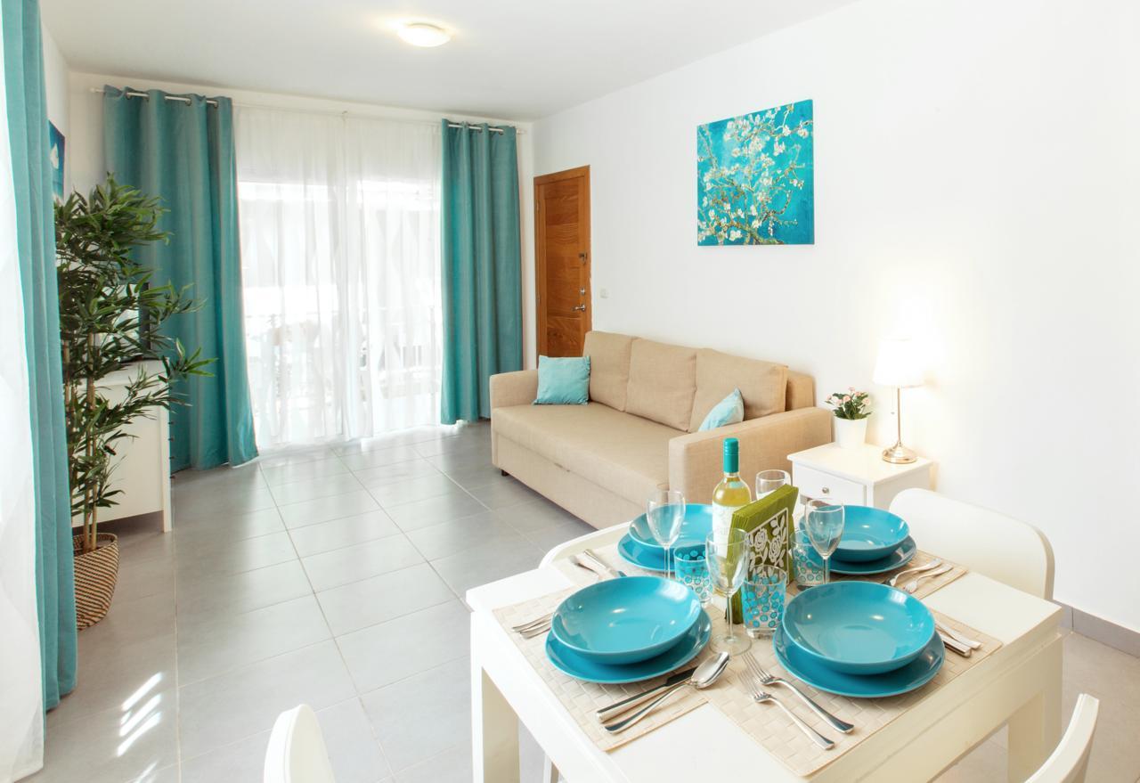 Hotel Fiesta Deluxe Пунта-Кана Экстерьер фото